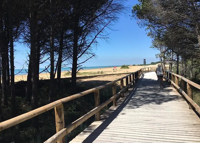 Villaggio Marina بيبيوني